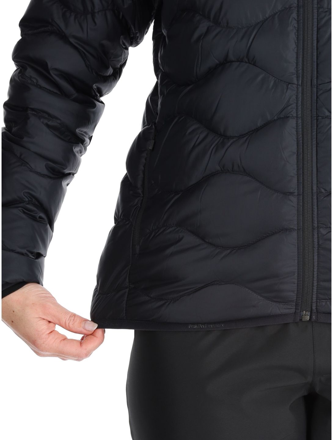 Peak Performance, W Helium Down Hood doudoune femmes Black noir 